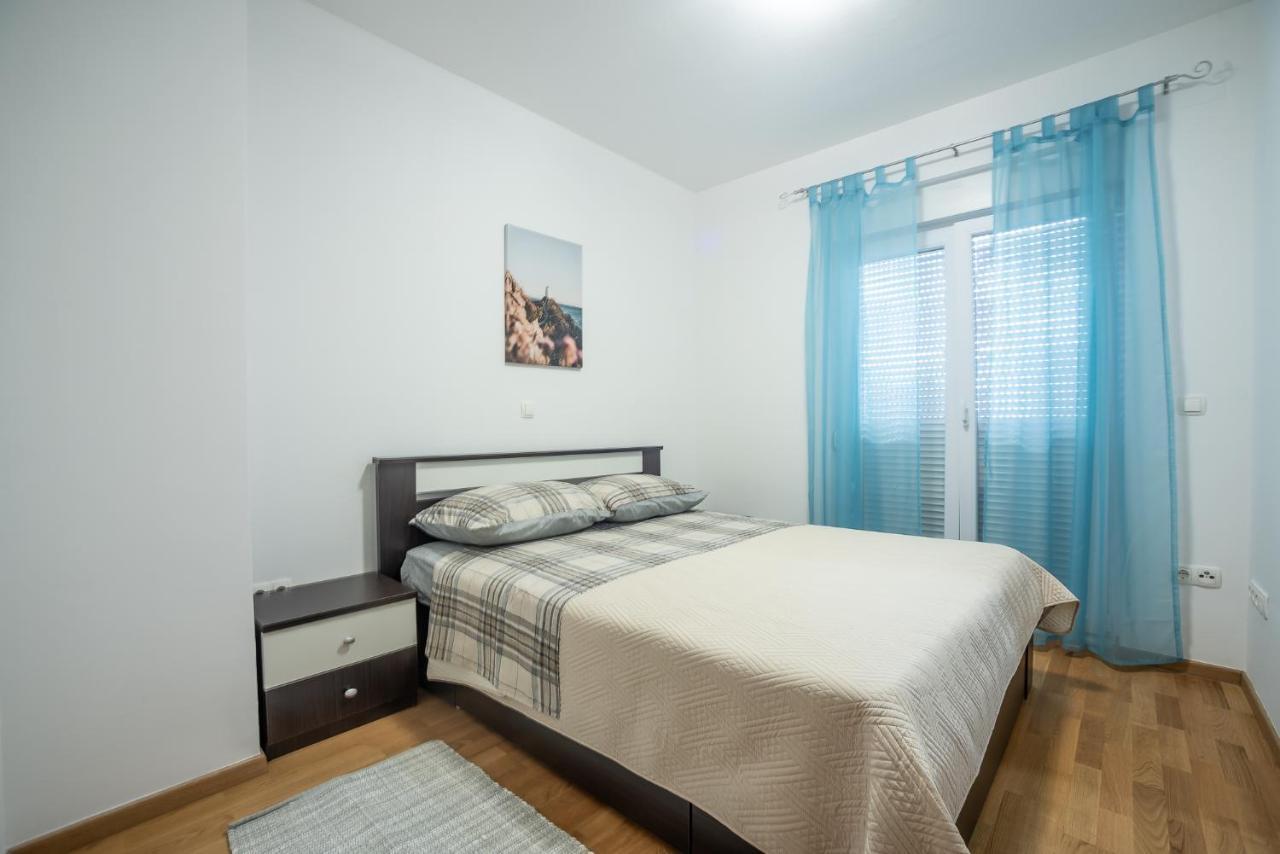 Apartments Sandrina Vrsi Extérieur photo