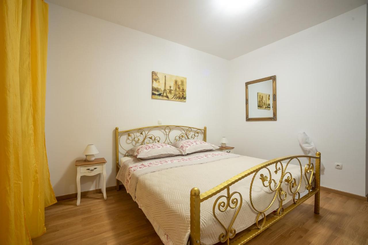 Apartments Sandrina Vrsi Extérieur photo