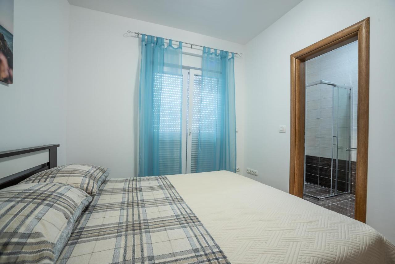 Apartments Sandrina Vrsi Extérieur photo