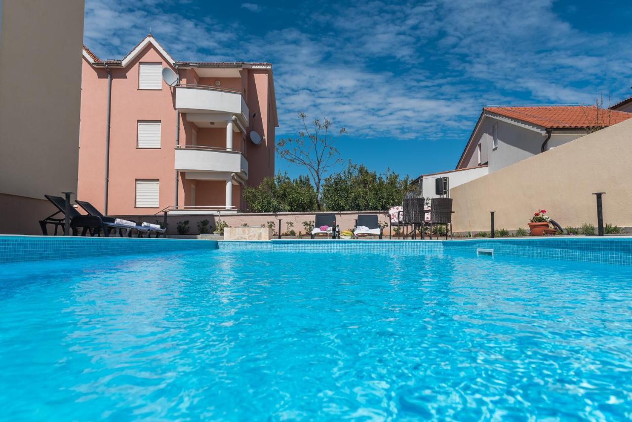 Apartments Sandrina Vrsi Extérieur photo