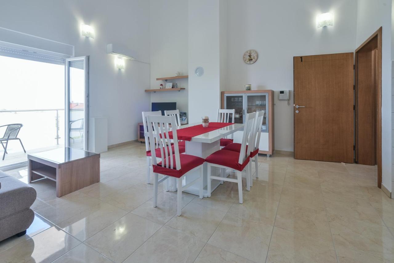 Apartments Sandrina Vrsi Extérieur photo