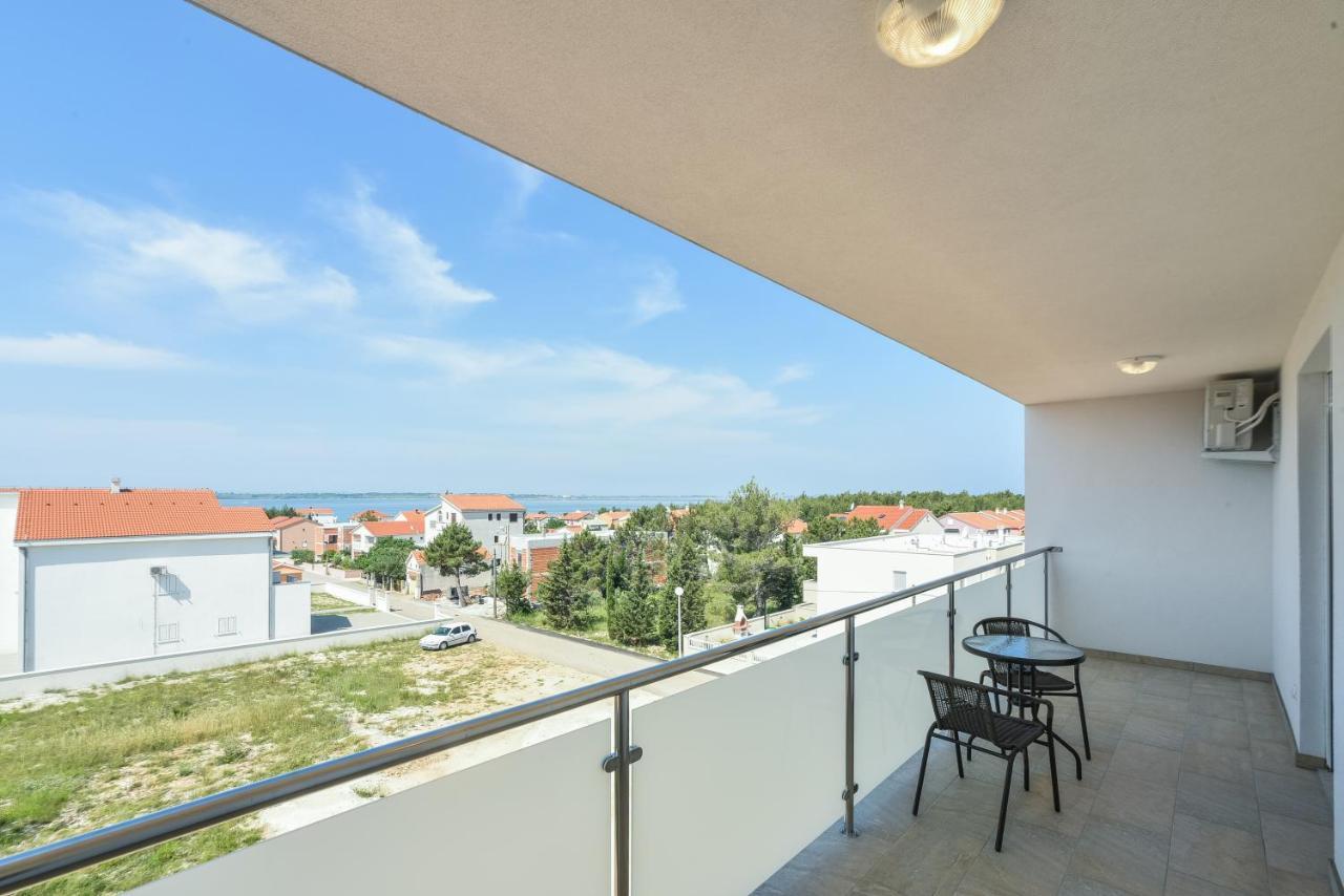 Apartments Sandrina Vrsi Extérieur photo