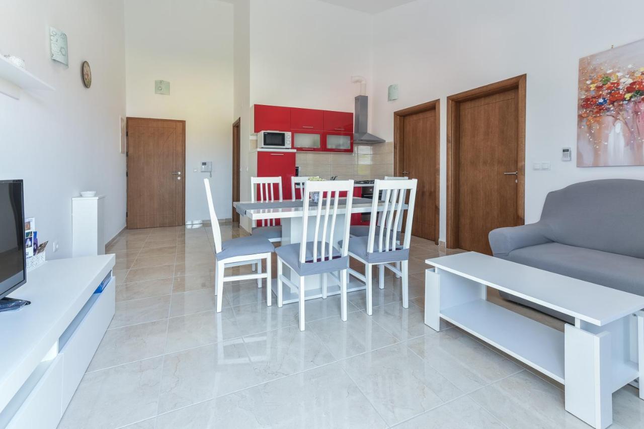 Apartments Sandrina Vrsi Extérieur photo