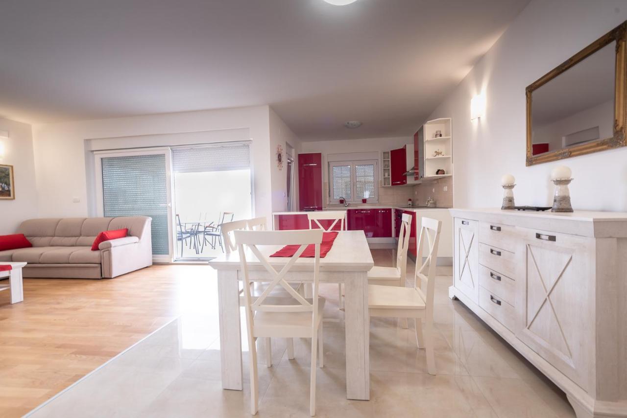 Apartments Sandrina Vrsi Extérieur photo
