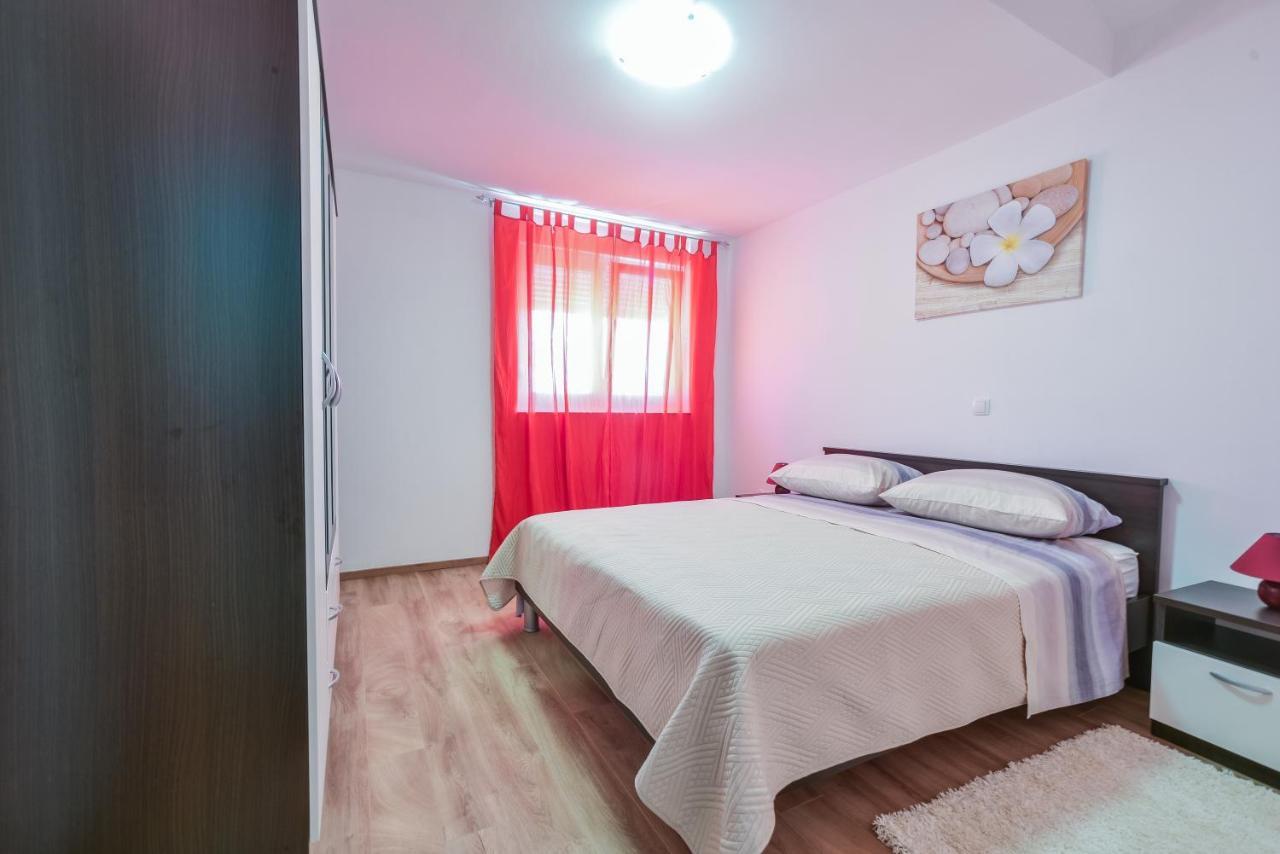 Apartments Sandrina Vrsi Extérieur photo